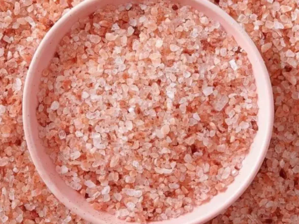 From Pakistan to Your Table: The Pink Salt Exporter’s Tale